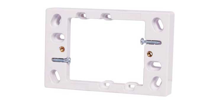 18mm Single Gang Mains Mounting Block