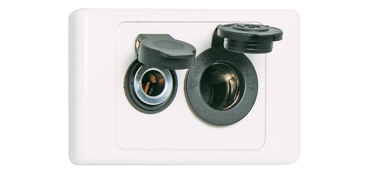 1689-car-accessory-socket-merit-socket-12v-dc-wallplate-1.jpg