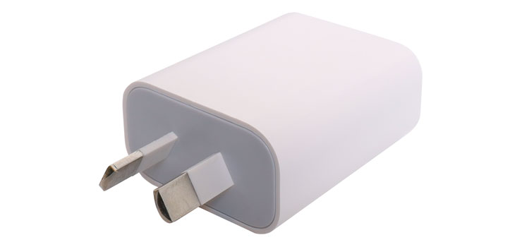 2728-single-output-qc3-0-3a-usb-wall-charger-1.jpg
