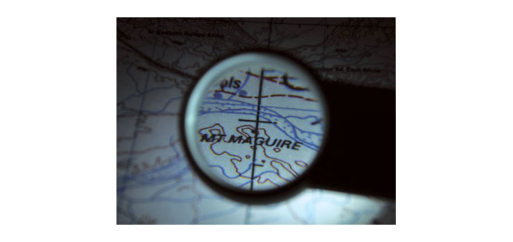 3606-8x-handheld-dual-led-magnifier-1.jpg