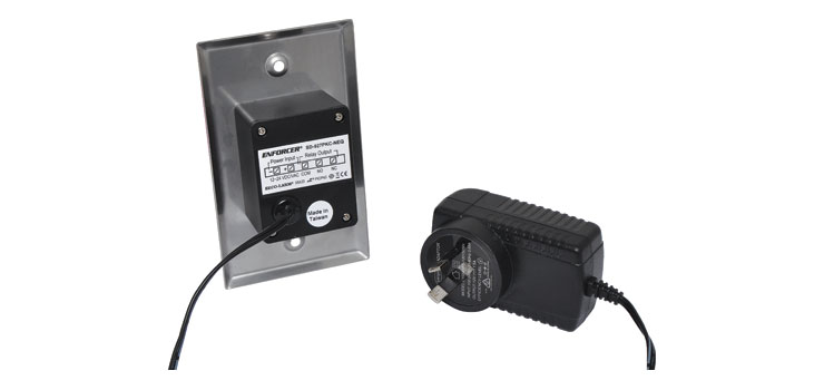 4511-contactless-wave-to-open-wallplate-1.jpg