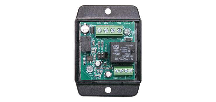 6111-24v-dc-latching-relay-module-1.jpg