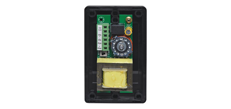 633-volume-control-40w-100v-line-vertical-black-1.jpg